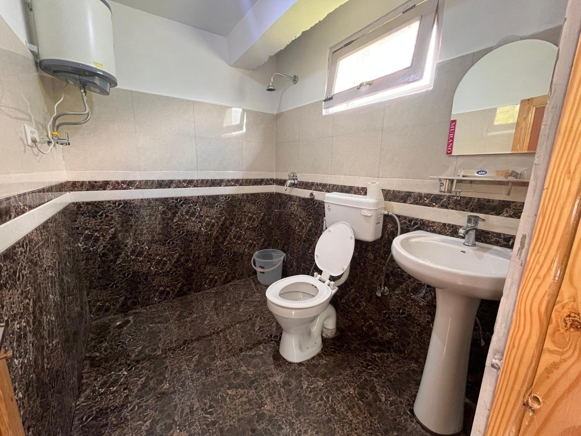 Hotel English Rose, #Personal Parking, #Petfriendly, #Garden, #Bonfire Under The Stars مايالي المظهر الخارجي الصورة