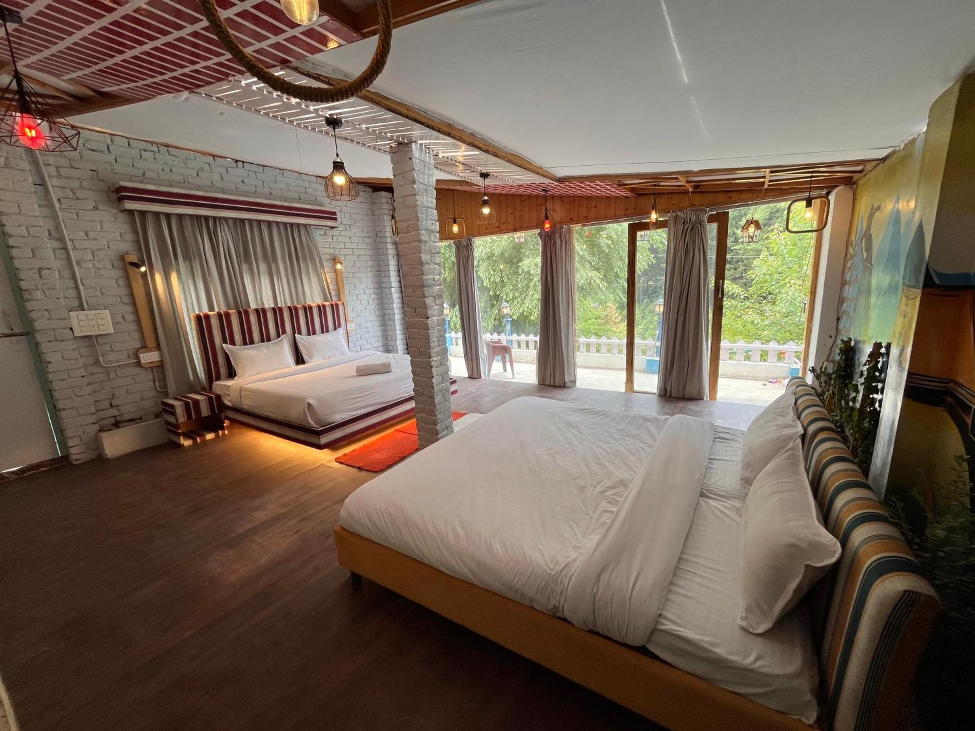 Hotel English Rose, #Personal Parking, #Petfriendly, #Garden, #Bonfire Under The Stars مايالي المظهر الخارجي الصورة