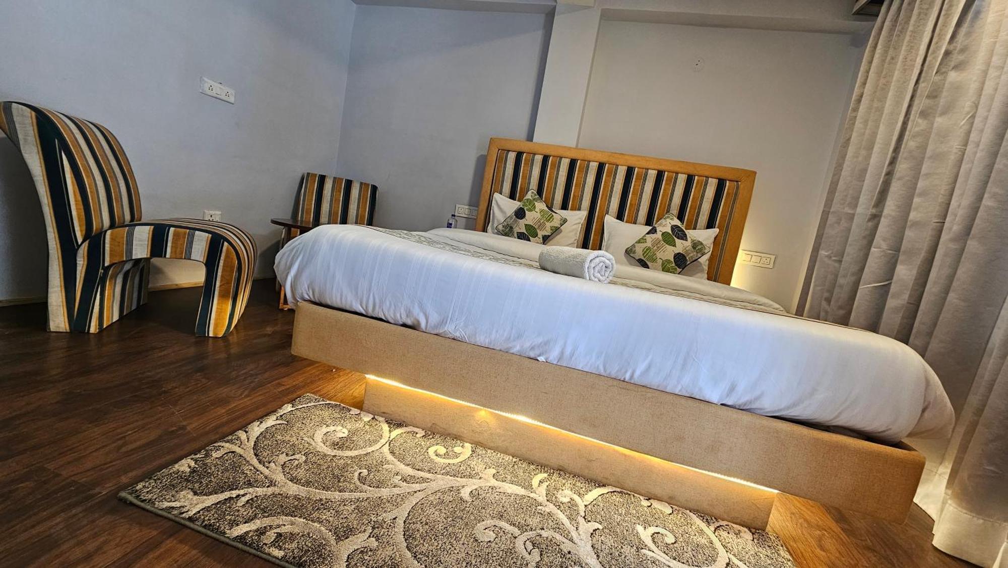 Hotel English Rose, #Personal Parking, #Petfriendly, #Garden, #Bonfire Under The Stars مايالي المظهر الخارجي الصورة