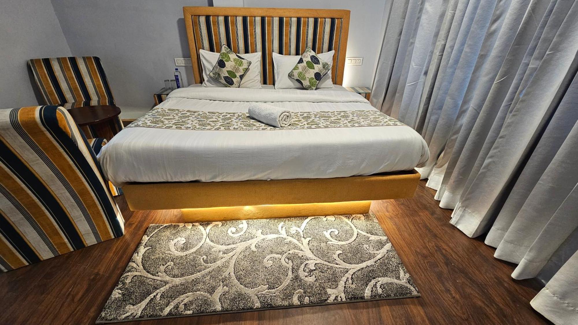 Hotel English Rose, #Personal Parking, #Petfriendly, #Garden, #Bonfire Under The Stars مايالي المظهر الخارجي الصورة