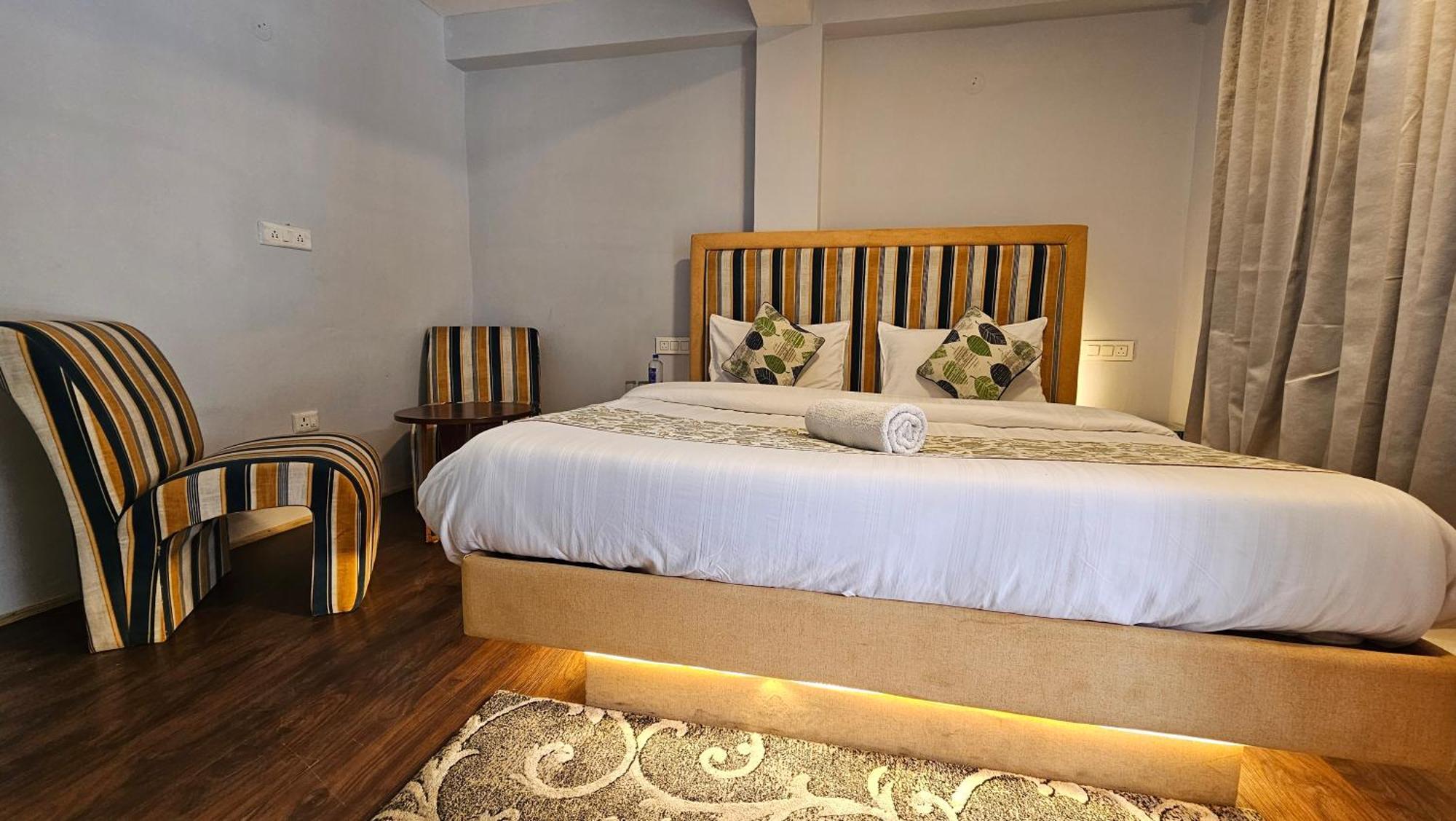Hotel English Rose, #Personal Parking, #Petfriendly, #Garden, #Bonfire Under The Stars مايالي المظهر الخارجي الصورة
